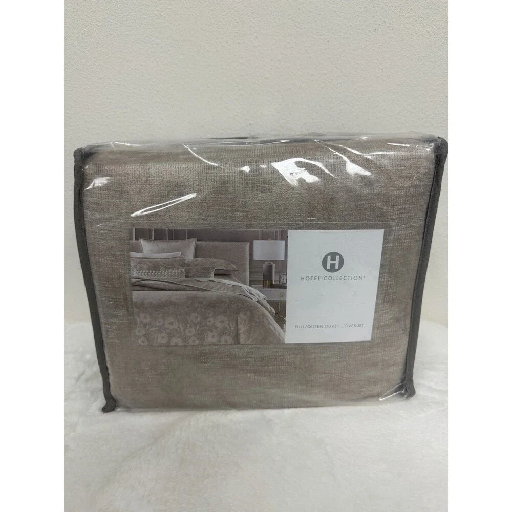 Hotel Collection Shadow Floral FULL / QUEEN Duvet Cover + 2 Standard Shams